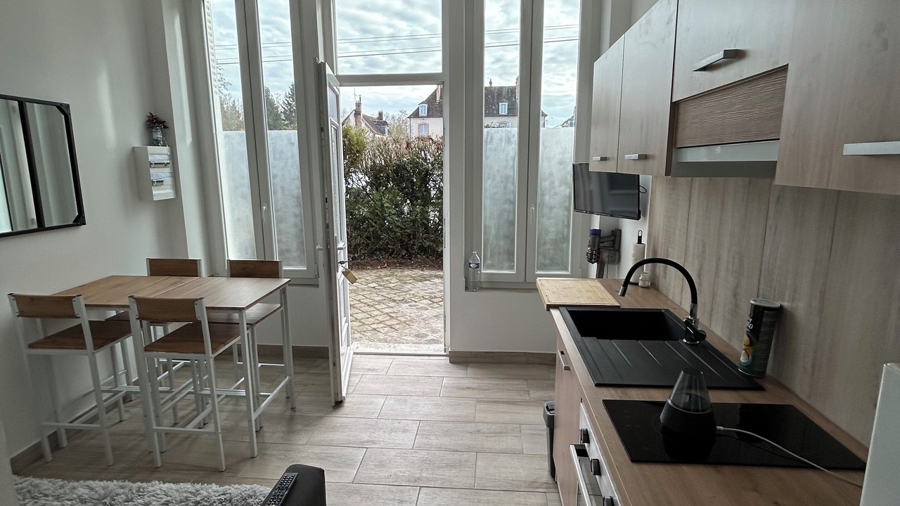 Photo of Others in Nemours