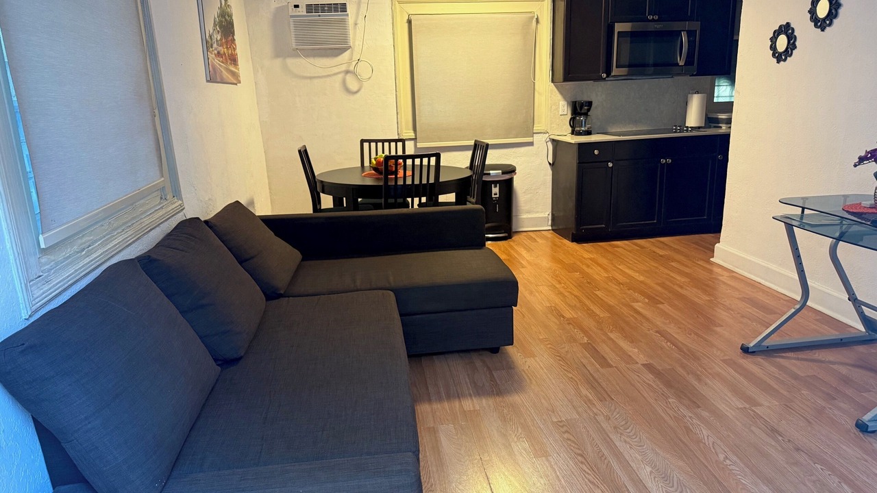 Photo of Livingroom in Coral Way