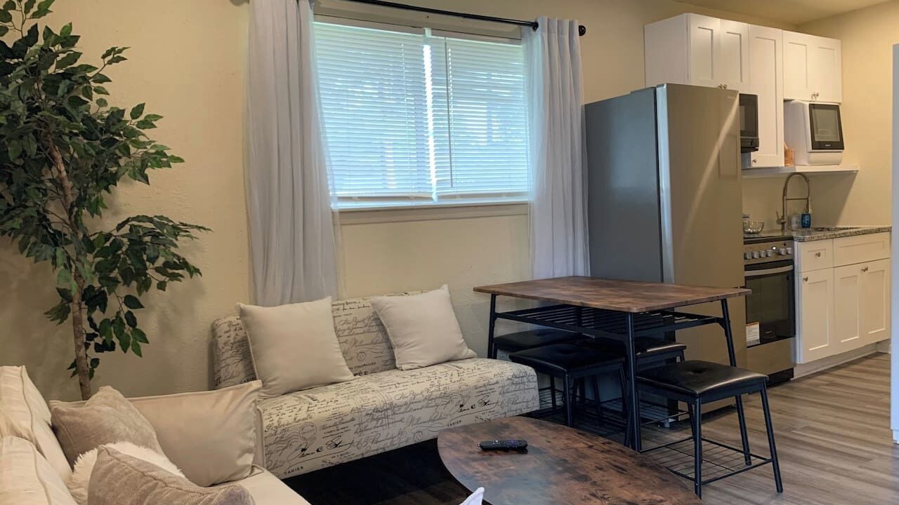 Photo of Livingroom in Louetta