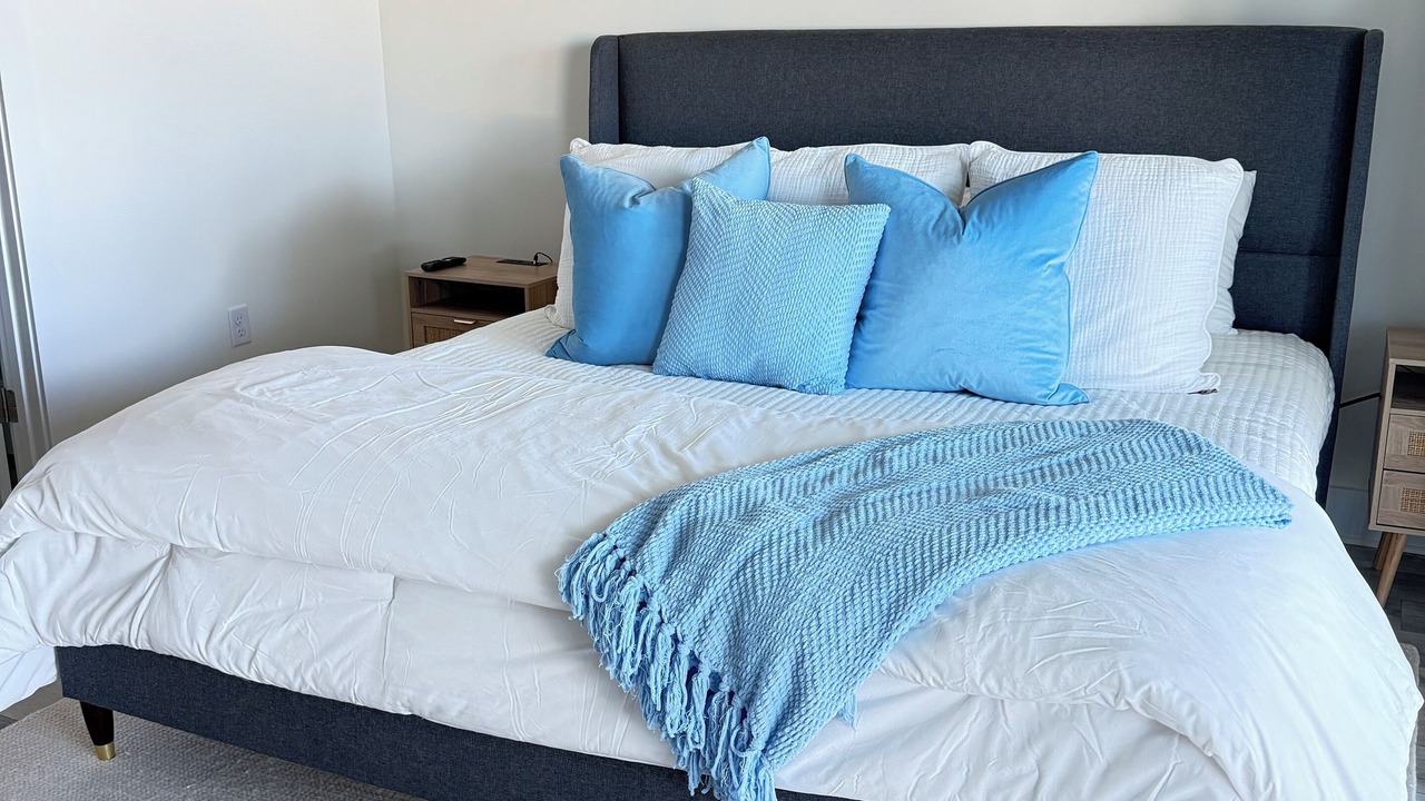 Photo of Bedroom in Ono Island