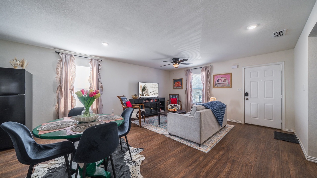 Photo of Livingroom in Abilene