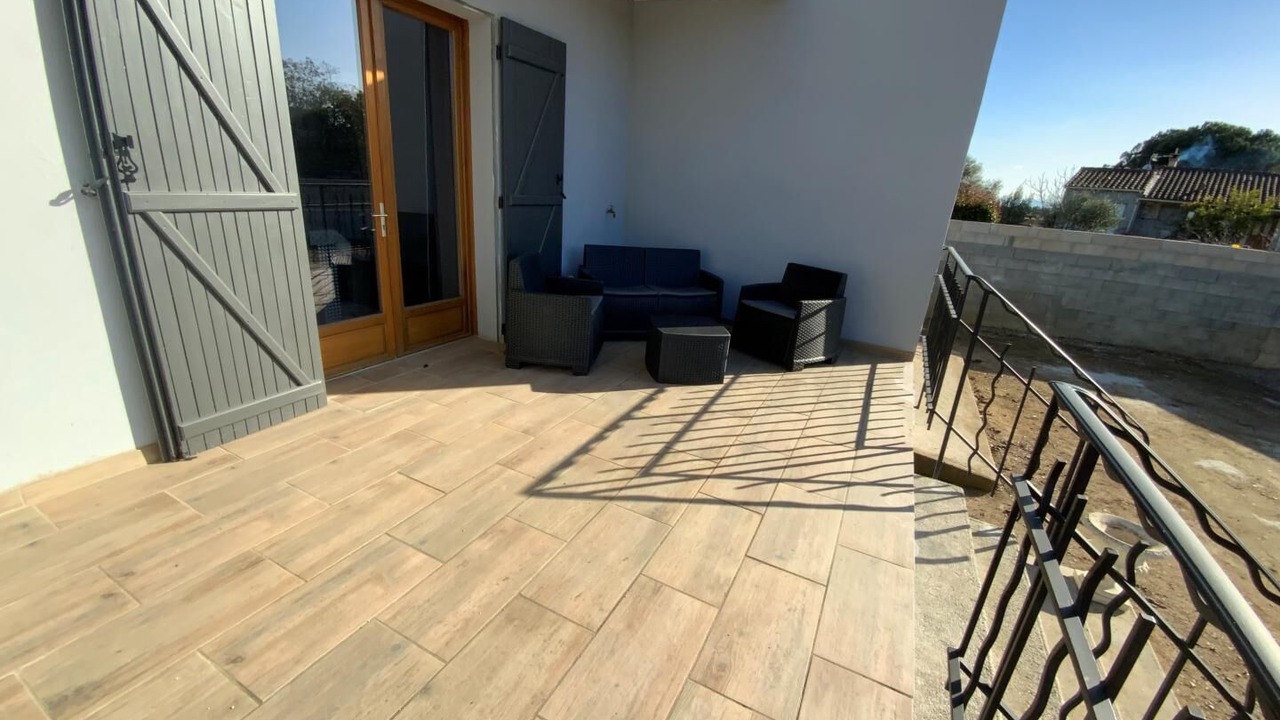 Photo of Patio Balcony in Trausse