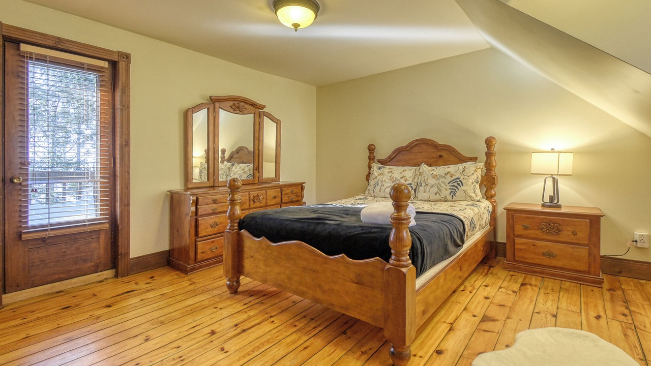 Photo of Bedroom in St-Adolphe-d'Howard