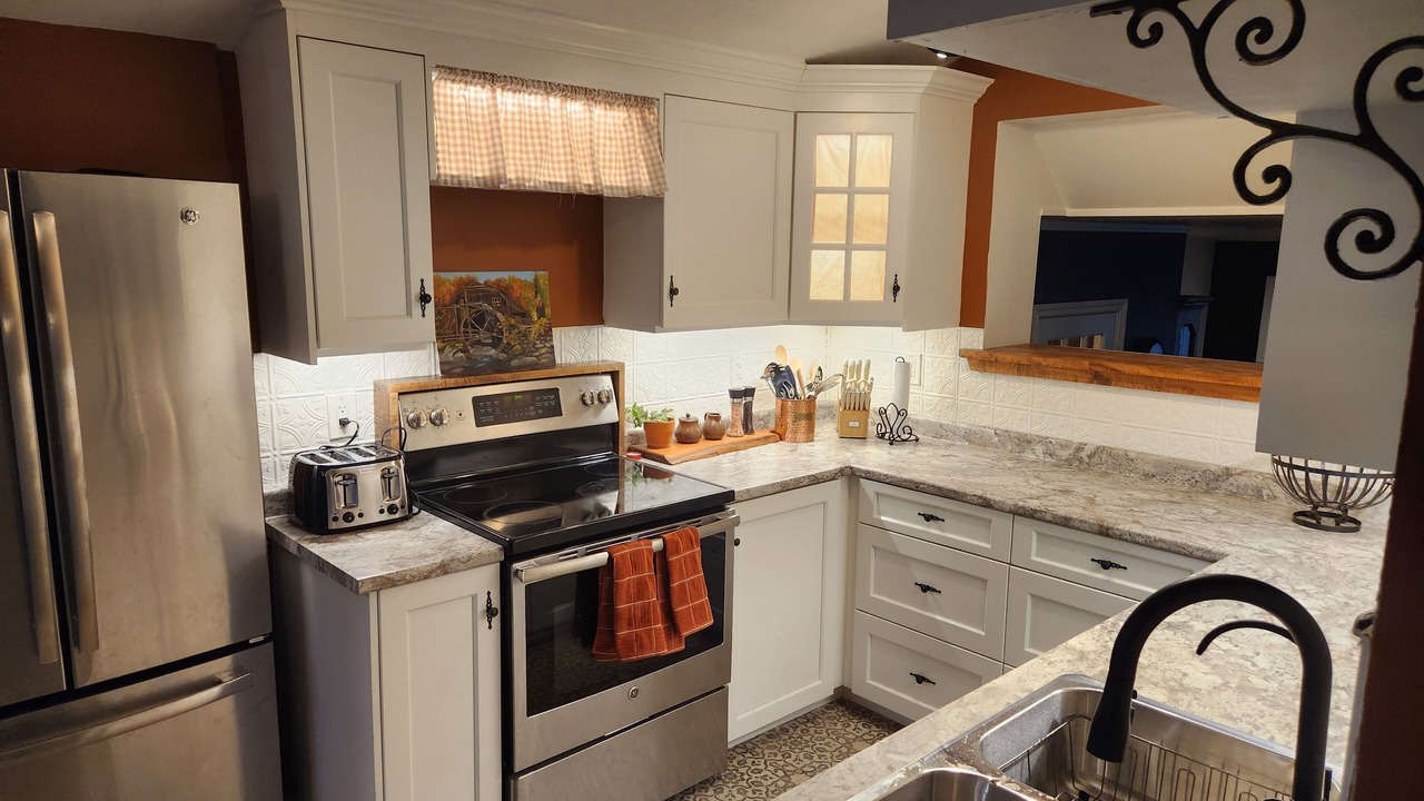 Photo of Kitchen in West Lincoln