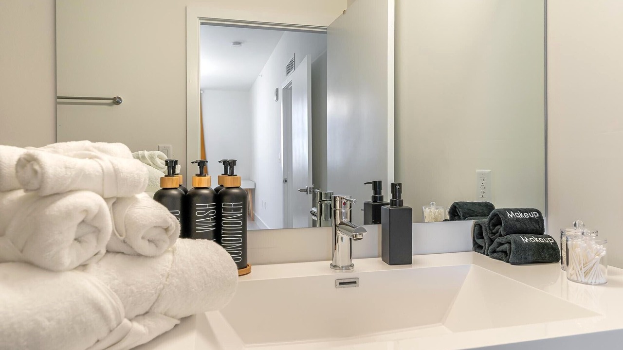 Photo of Bathroom in Hallandale Beach