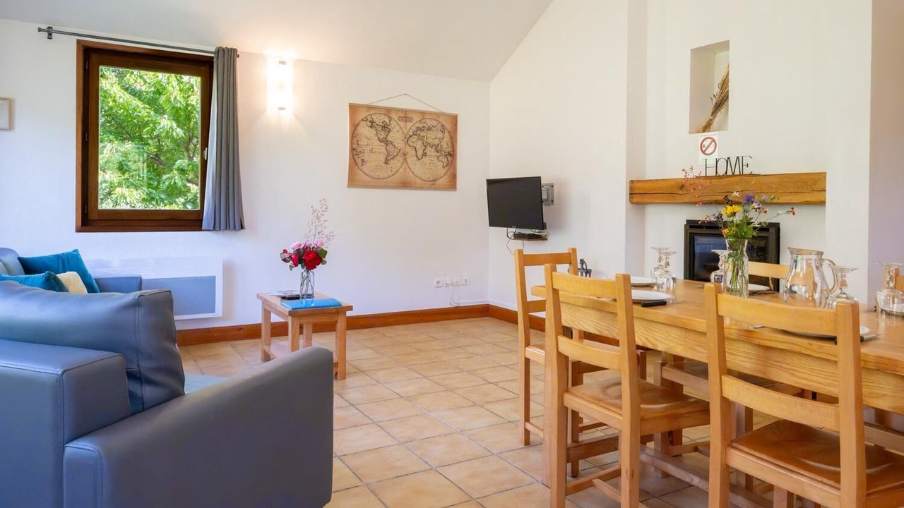 Photo of Others in Saint-Rome-de-Dolan