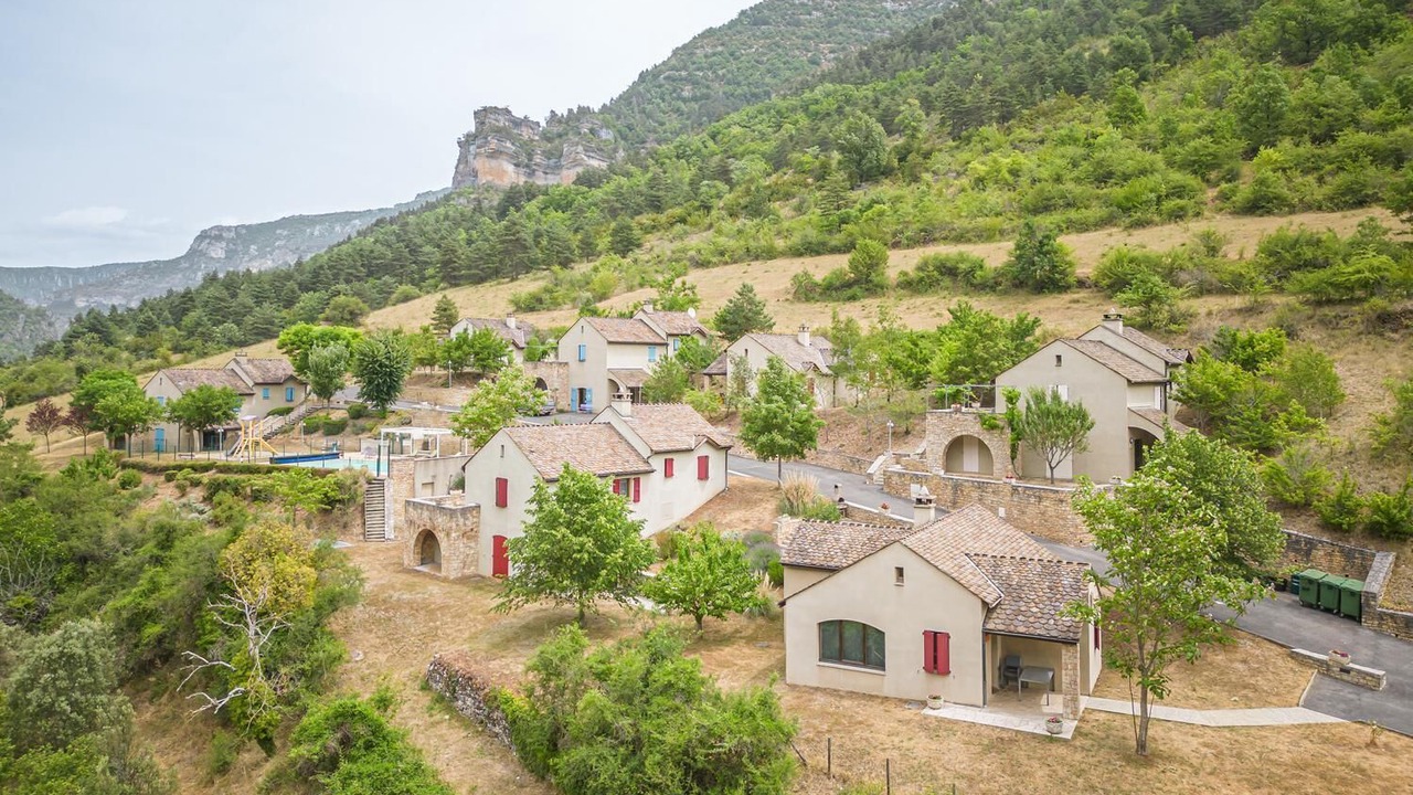 Photo of Outdoor in Saint-Rome-de-Dolan