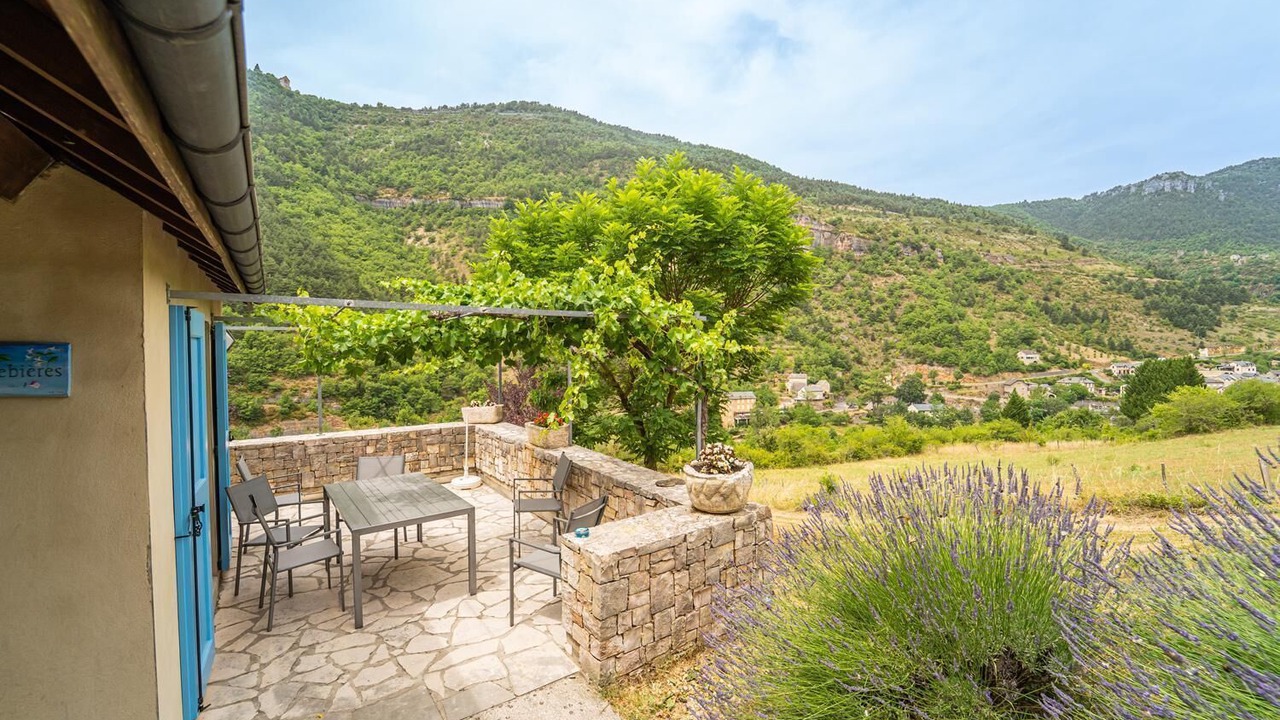 Photo of Outdoor in Saint-Rome-de-Dolan