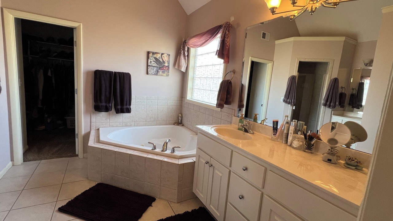 Photo of Bathroom in Olathe