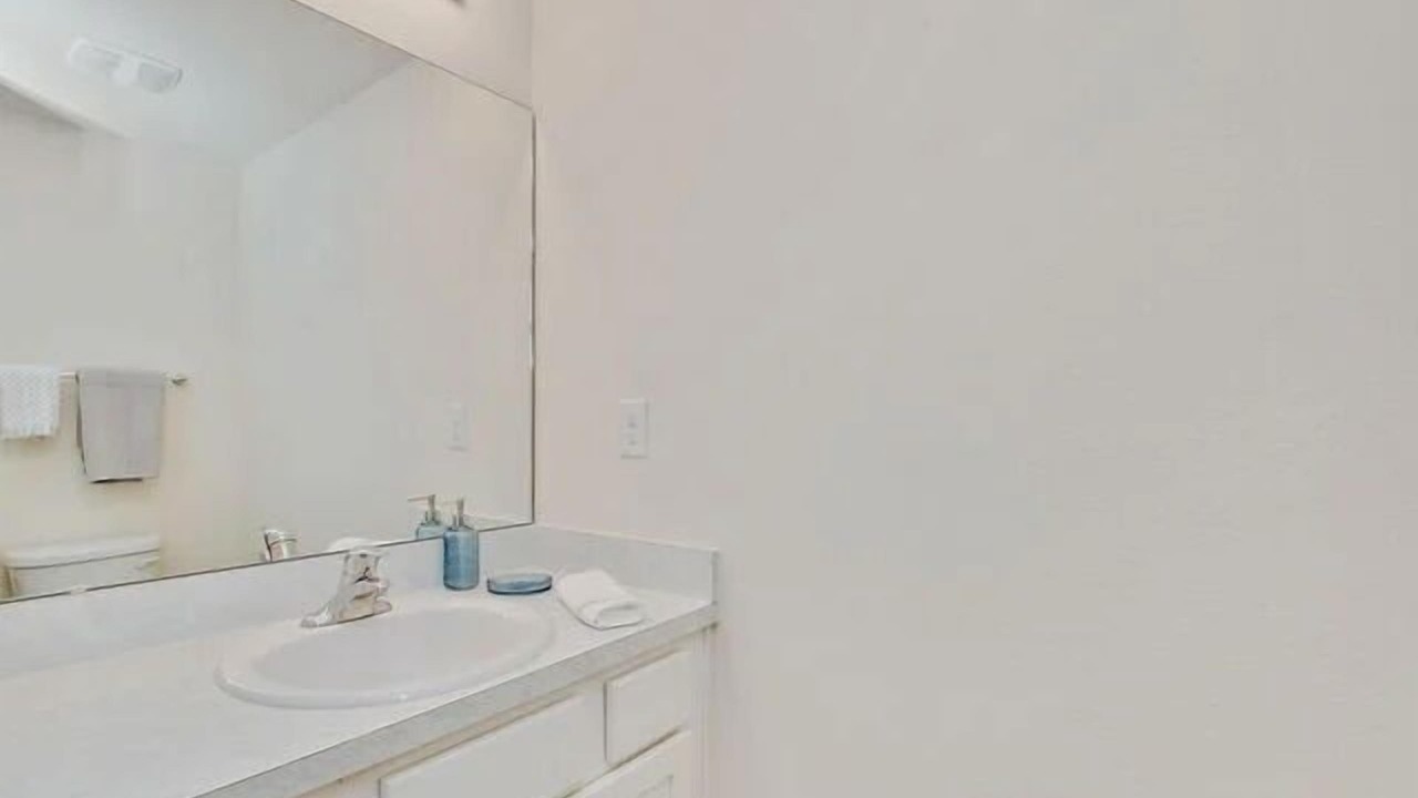 Photo of Bathroom in Baymeadows