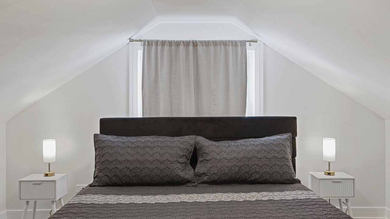 Photo of Bedroom in Oak Lawn