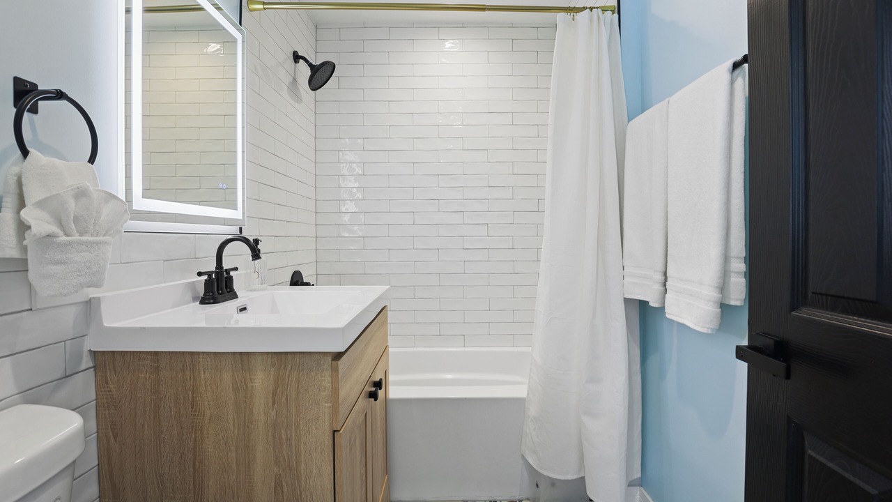 Photo of Bathroom in Oak Lawn