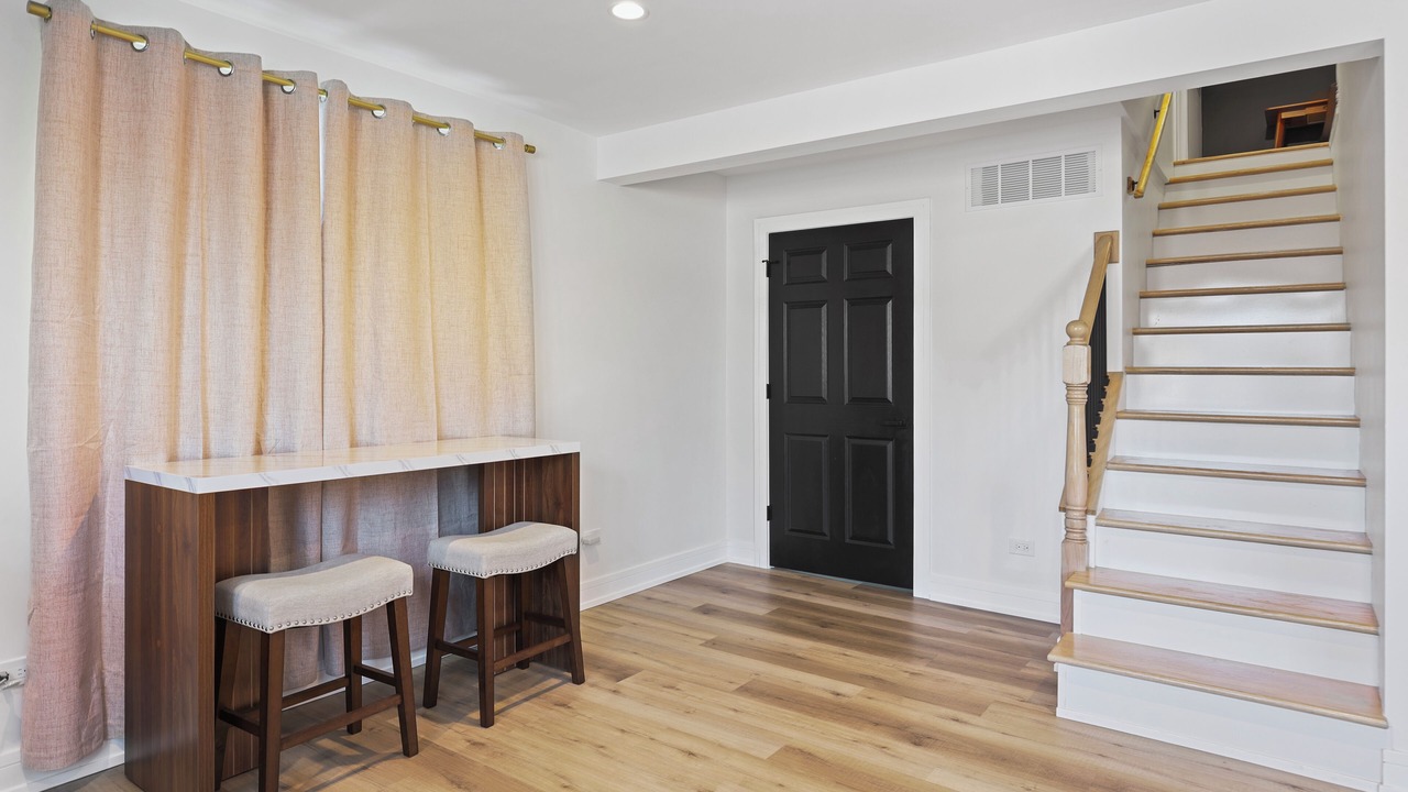 Photo of Others in Oak Lawn
