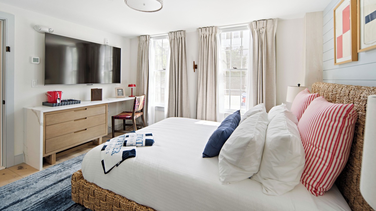 Photo of Bedroom in Newburyport
