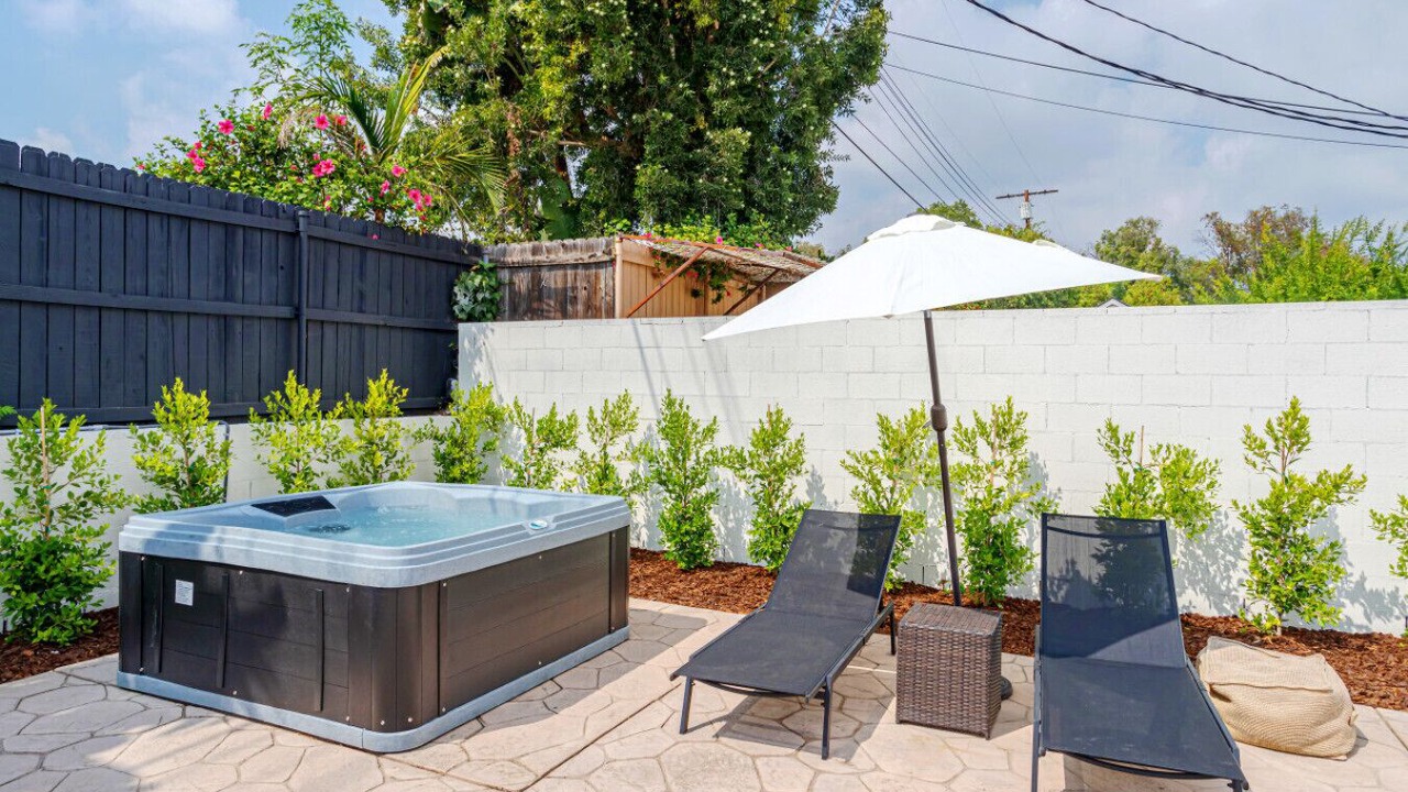 Photo of Patio Balcony in Valley Glen