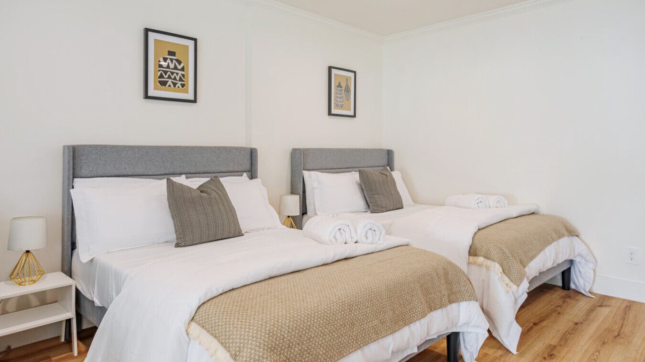 Photo of Bedroom in Valley Glen