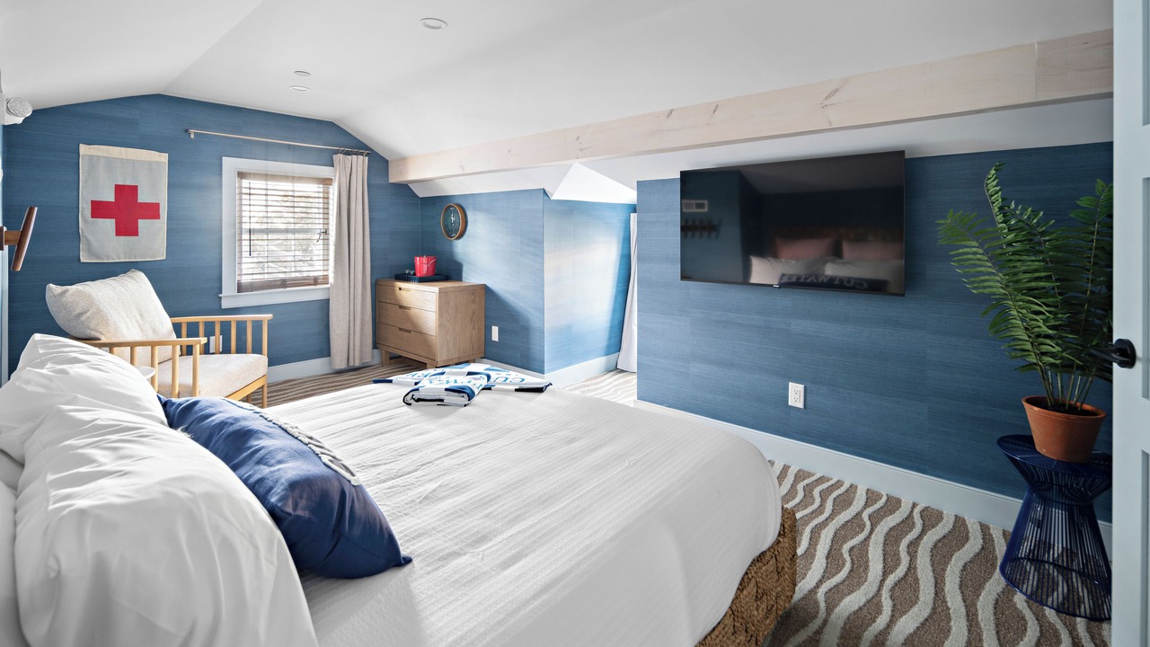 Photo of Bedroom in Newburyport