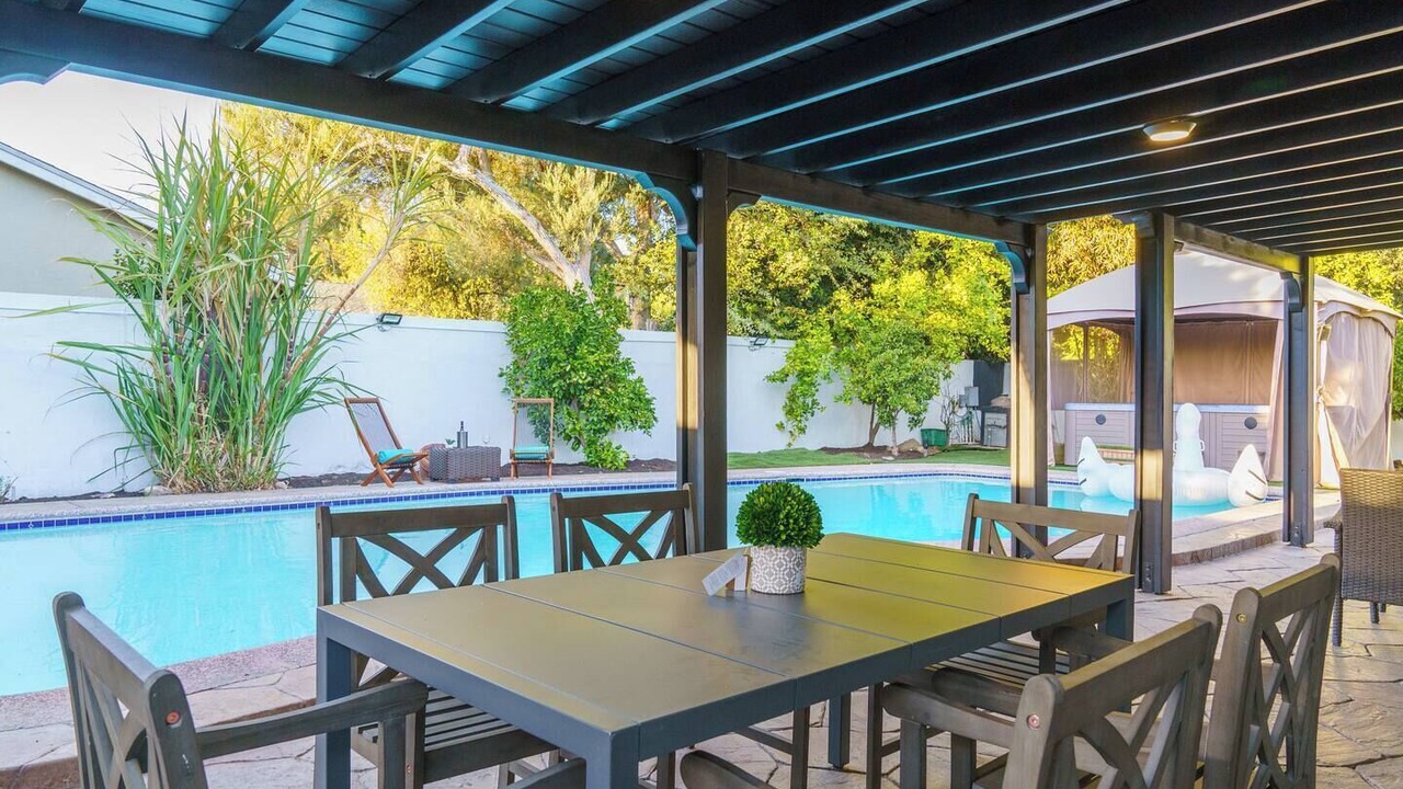 Photo of Outdoor in West Hills