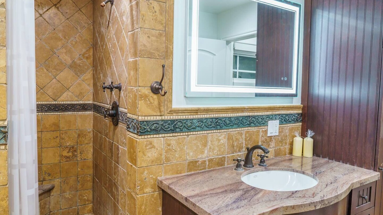Photo of Bathroom in West Hills