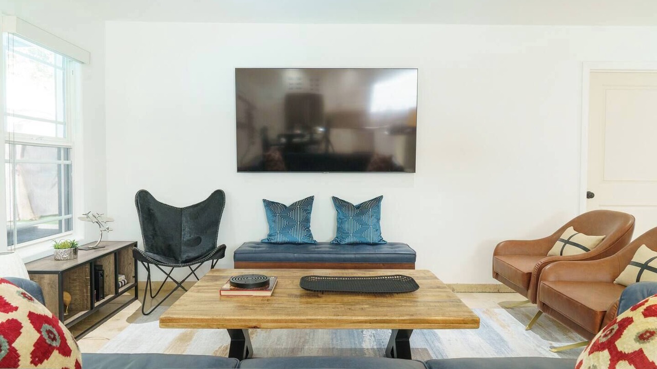 Photo of Livingroom in West Hills