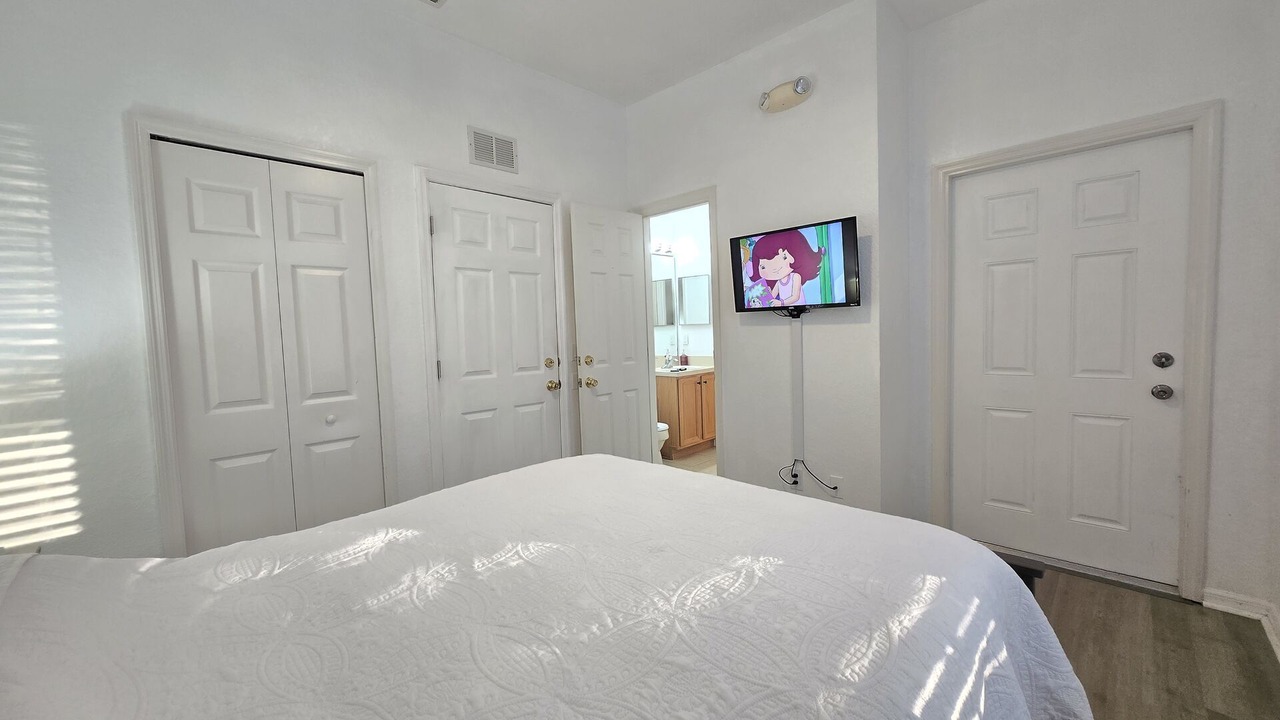 Photo of Bedroom in Regal Palms