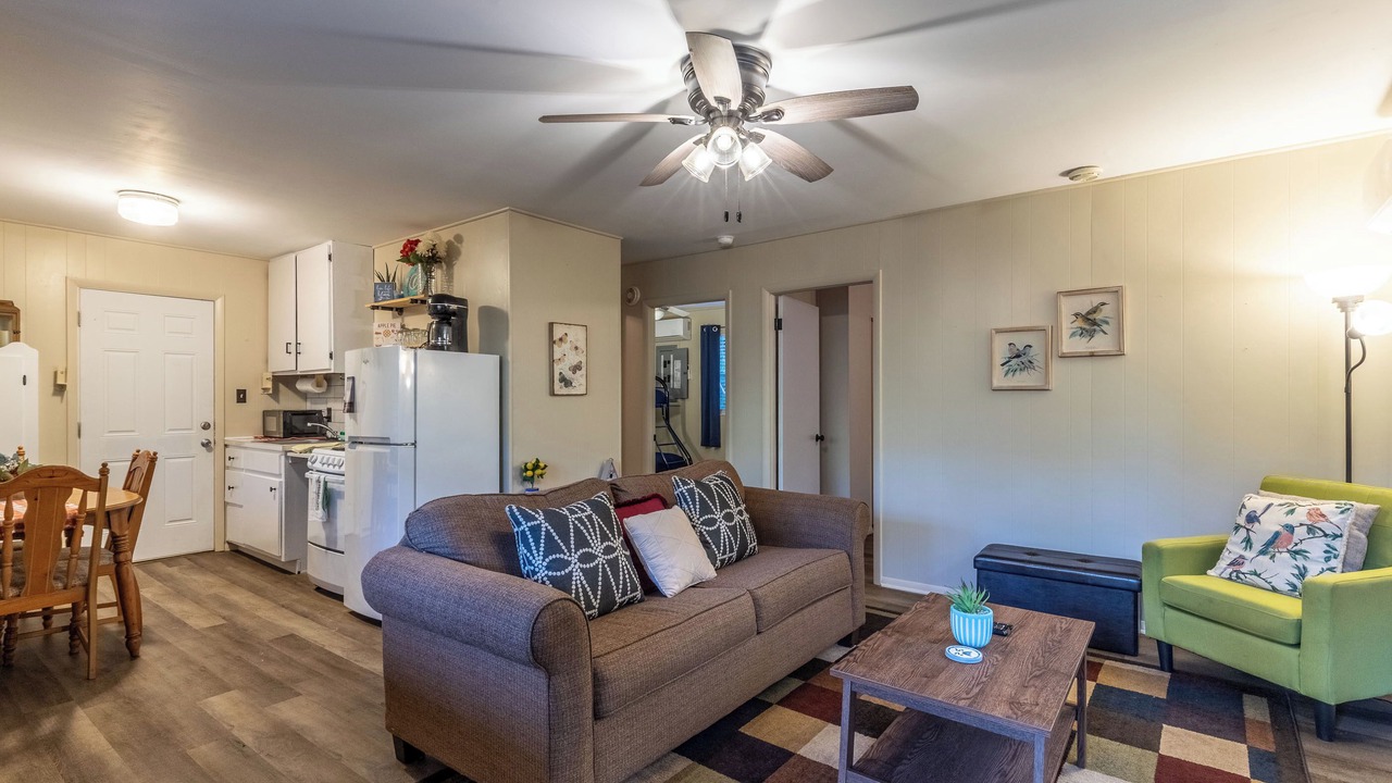Photo of Livingroom in Whittier