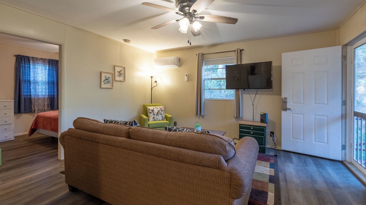 Photo of Livingroom in Whittier