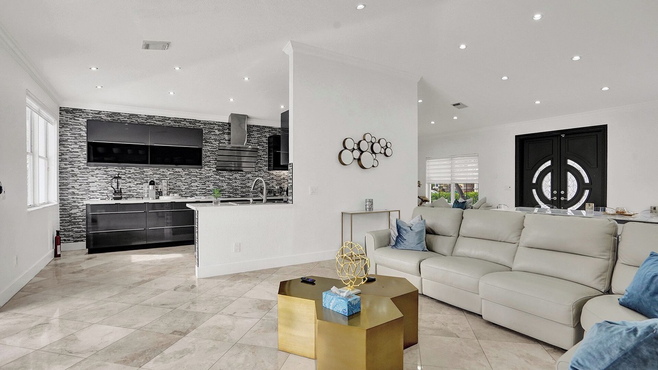 Photo of Livingroom in Miami Lakes
