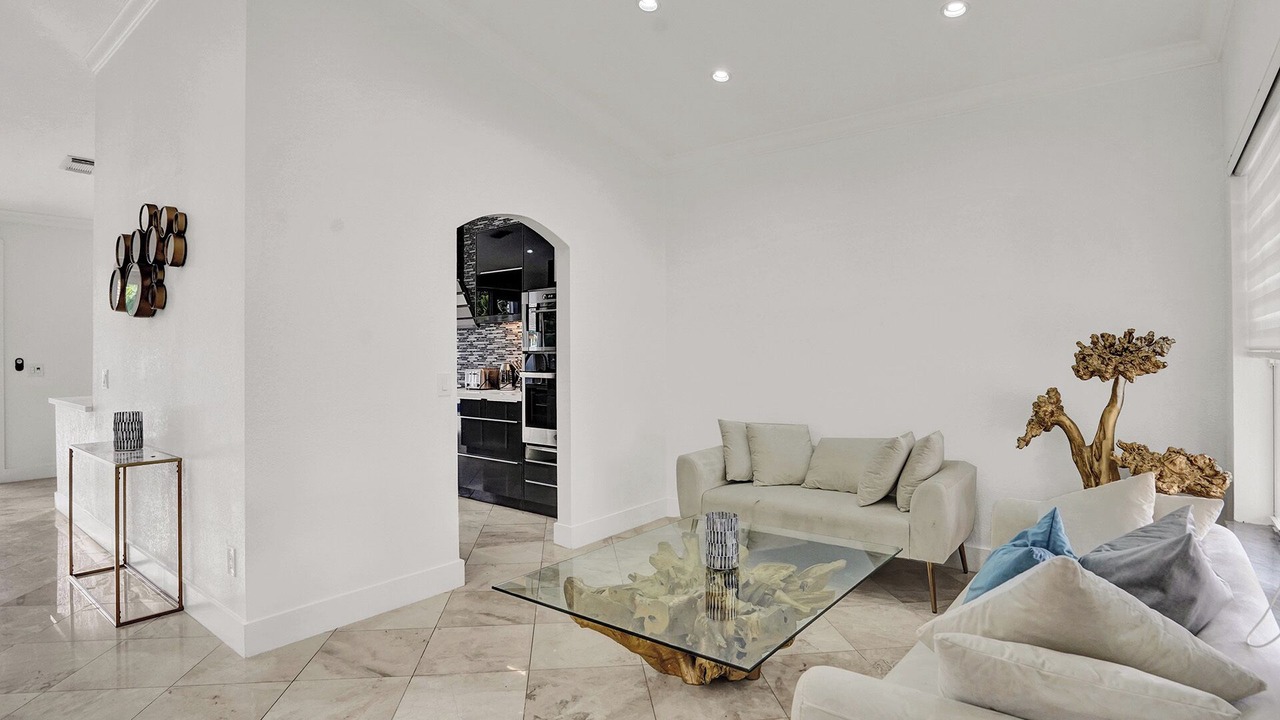 Photo of Livingroom in Miami Lakes