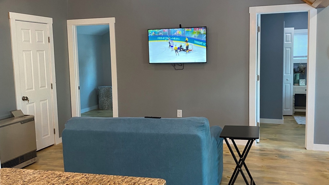 Photo of Livingroom in Amherst