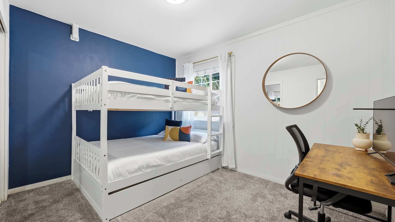 Photo of Bedroom in Lincoln Acres