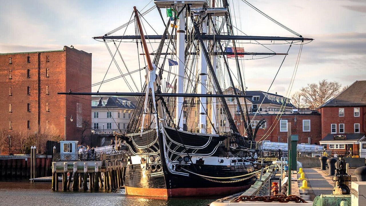 Photo of Others in Thompson Square - Bunker Hill