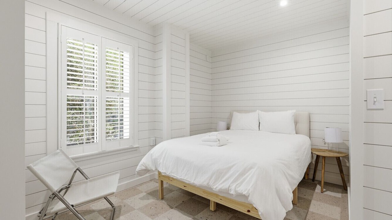 Photo of Bedroom in Tybee Island