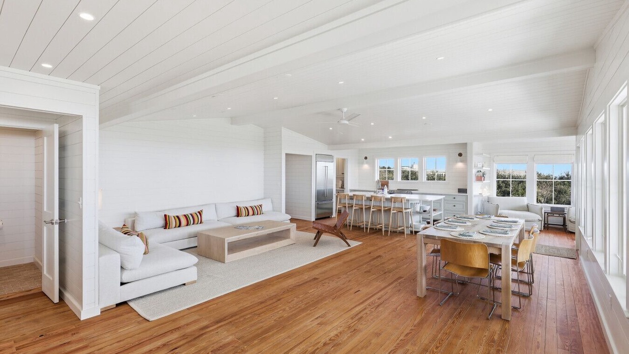 Photo of Livingroom in Tybee Island