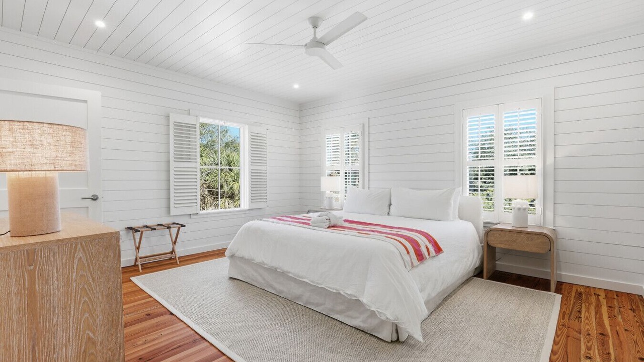 Photo of Bedroom in Tybee Island