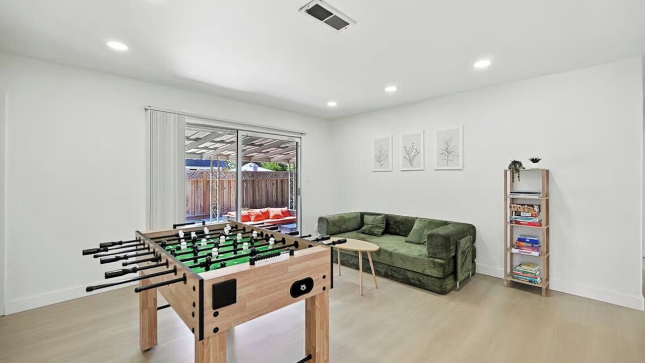 Photo of Bedroom in Newark