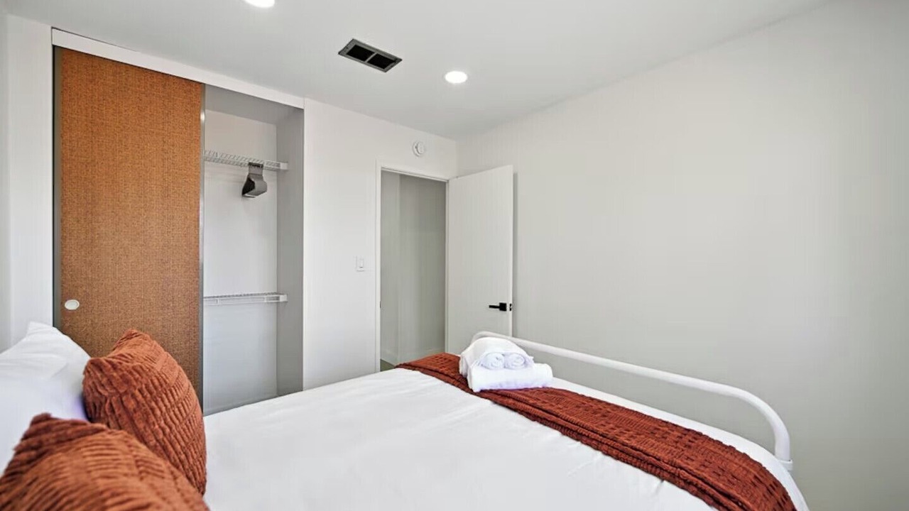 Photo of Bedroom in Newark