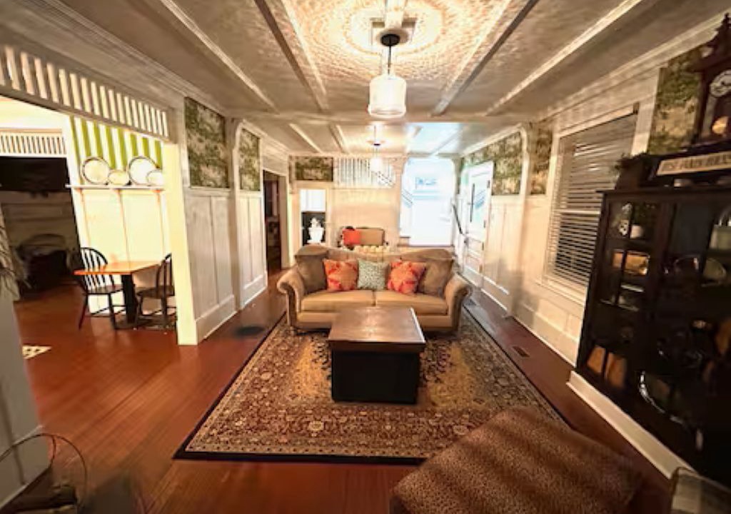 Photo of Livingroom in Powhatan