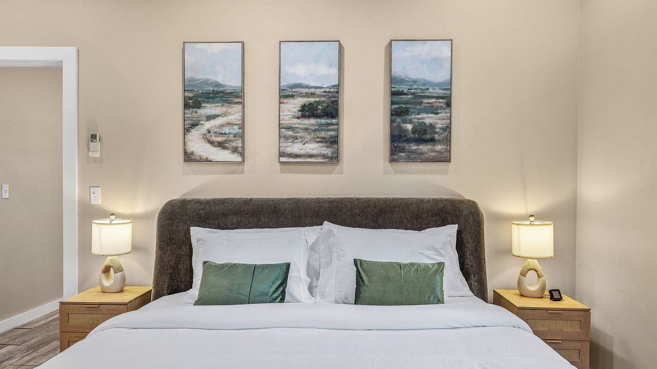 Photo of Bedroom in Squire Park