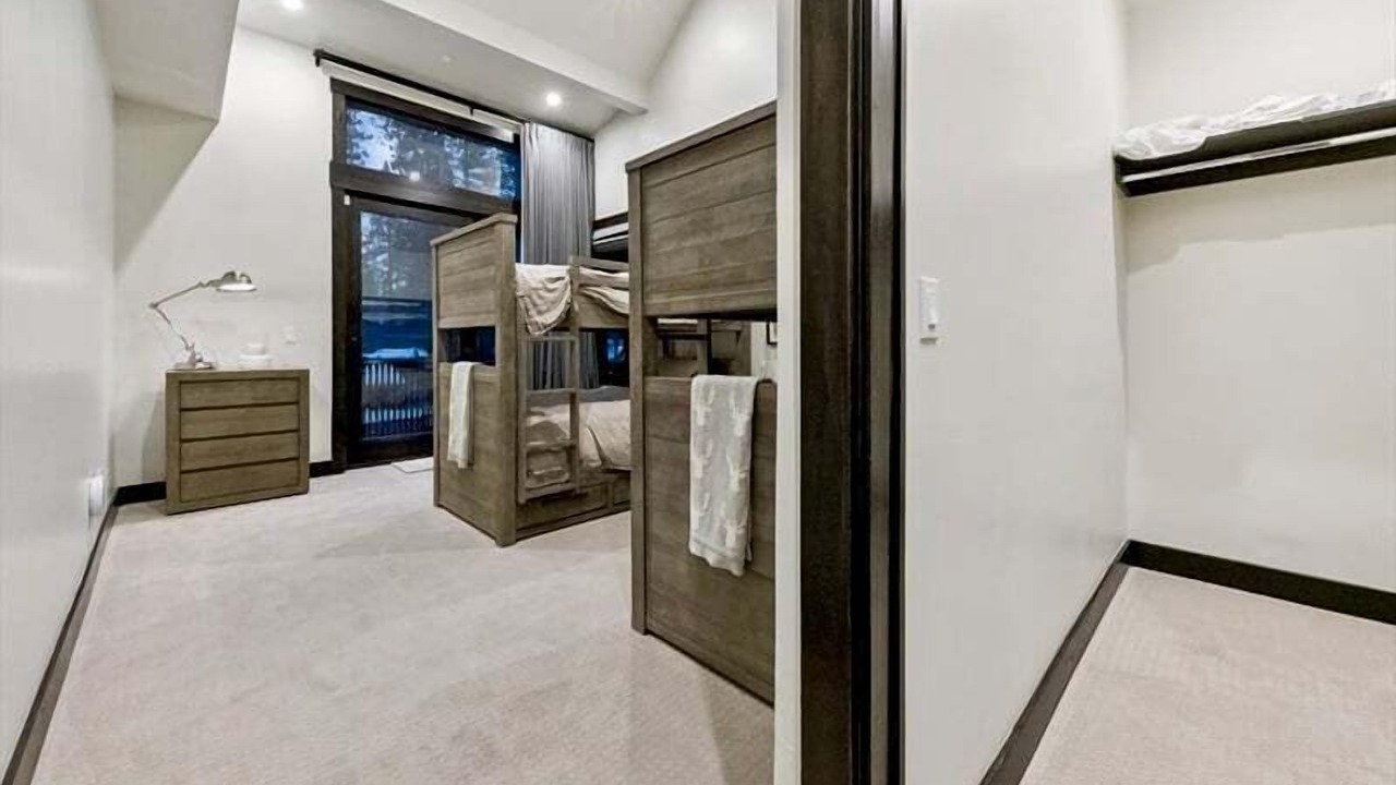 Photo of Bedroom in Al Tahoe