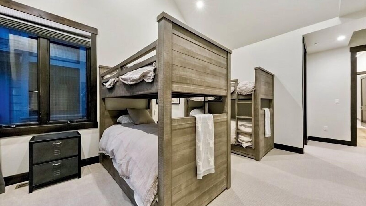 Photo of Bedroom in Al Tahoe