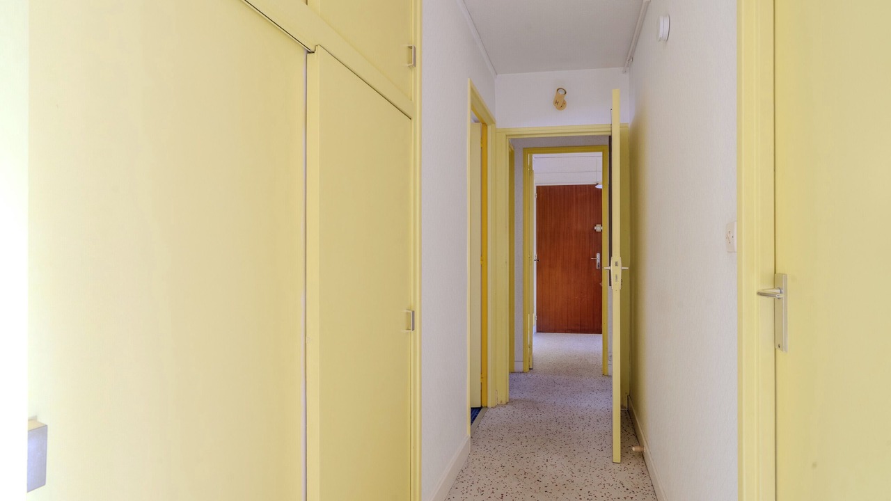 Photo of Others in Sablons - Newton