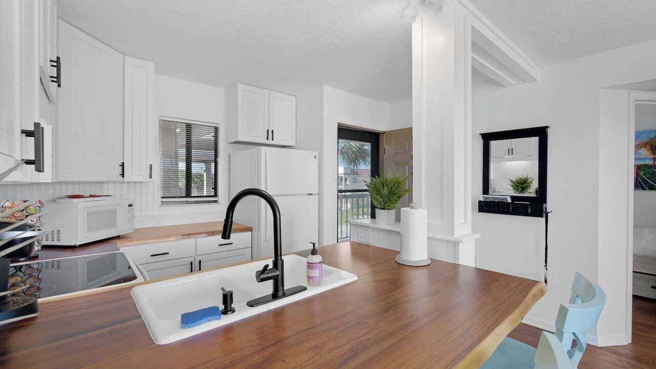 Photo of Kitchen in Butler Beach