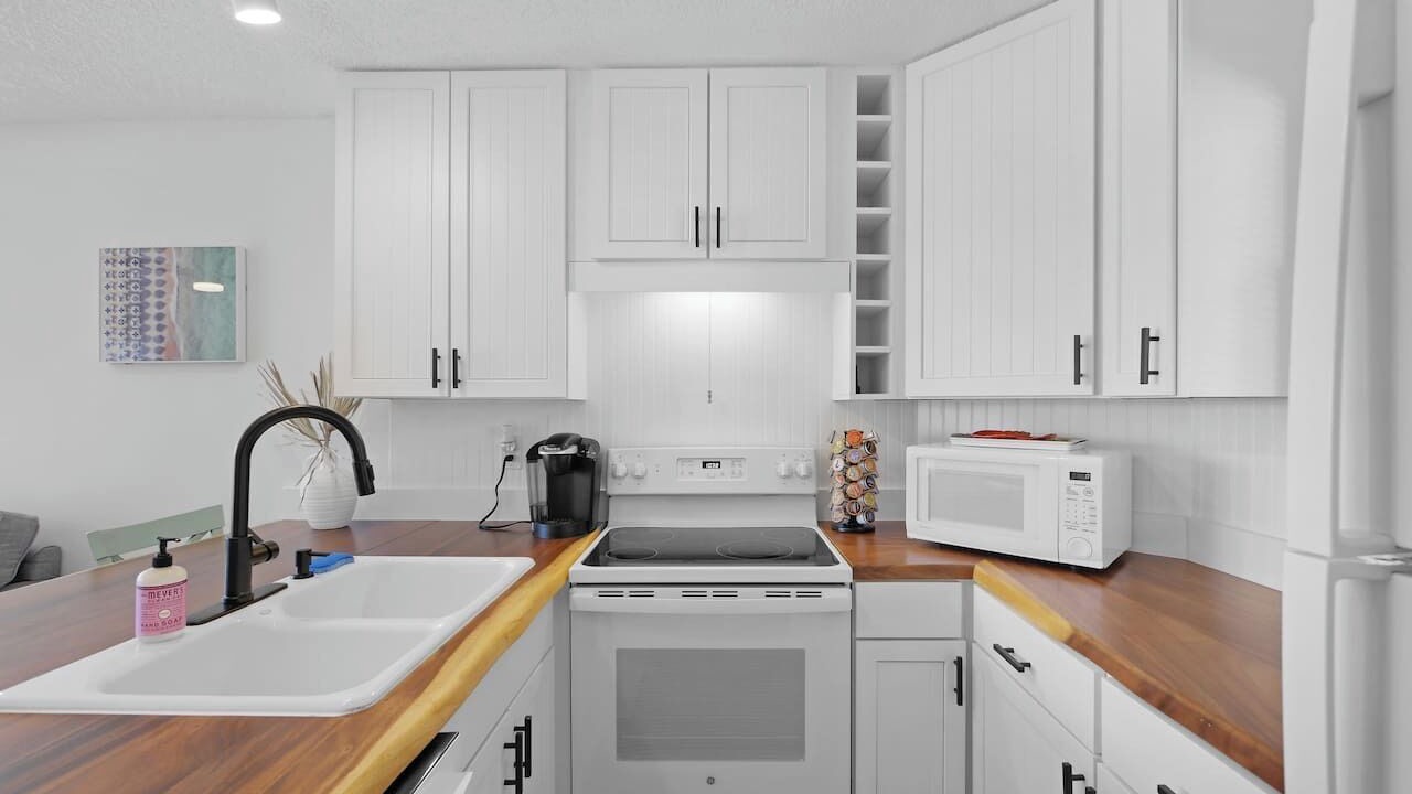 Photo of Kitchen in Butler Beach