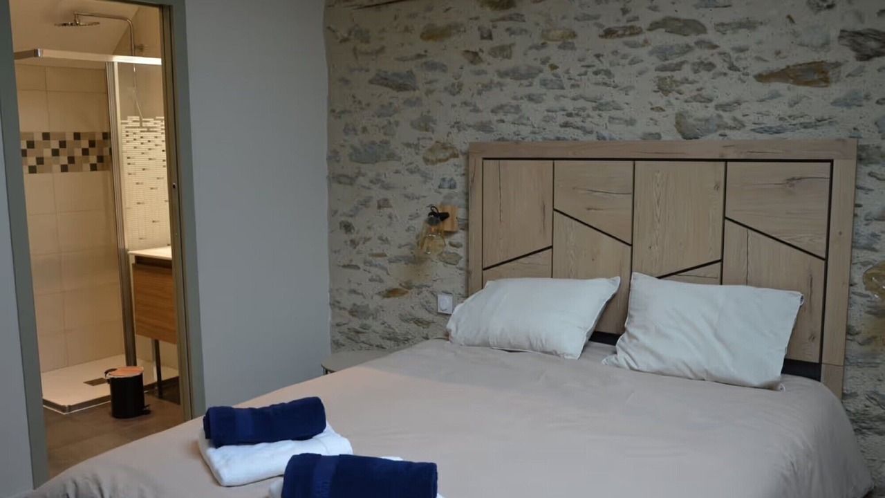 Photo of Bedroom in Montreuil-sur-Maine