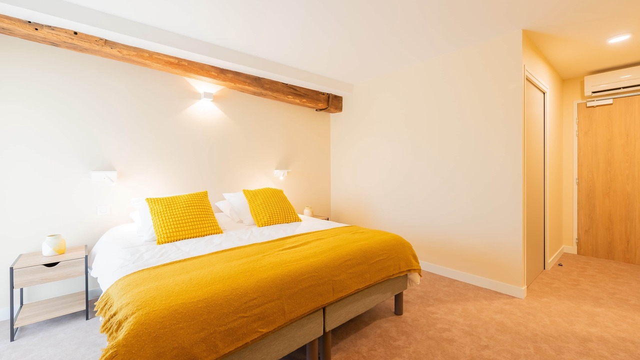 Photo of Bedroom in Douzy