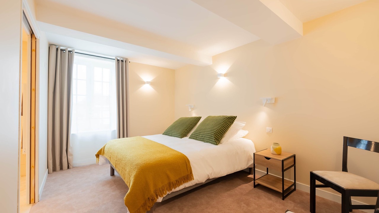 Photo of Bedroom in Douzy