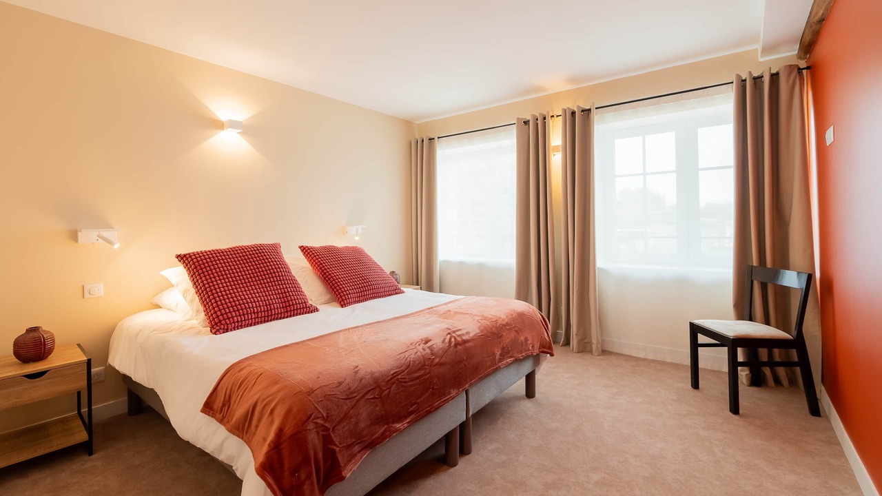 Photo of Bedroom in Douzy