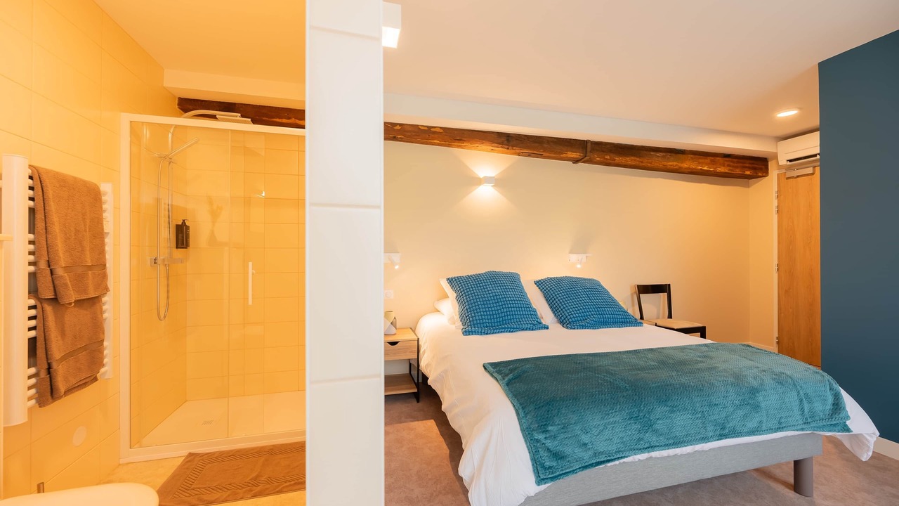 Photo of Bedroom in Douzy