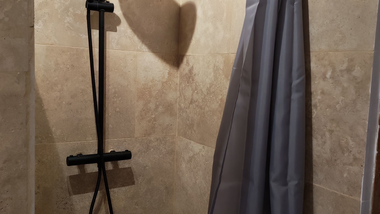 Photo of Bathroom in Saccourvielle